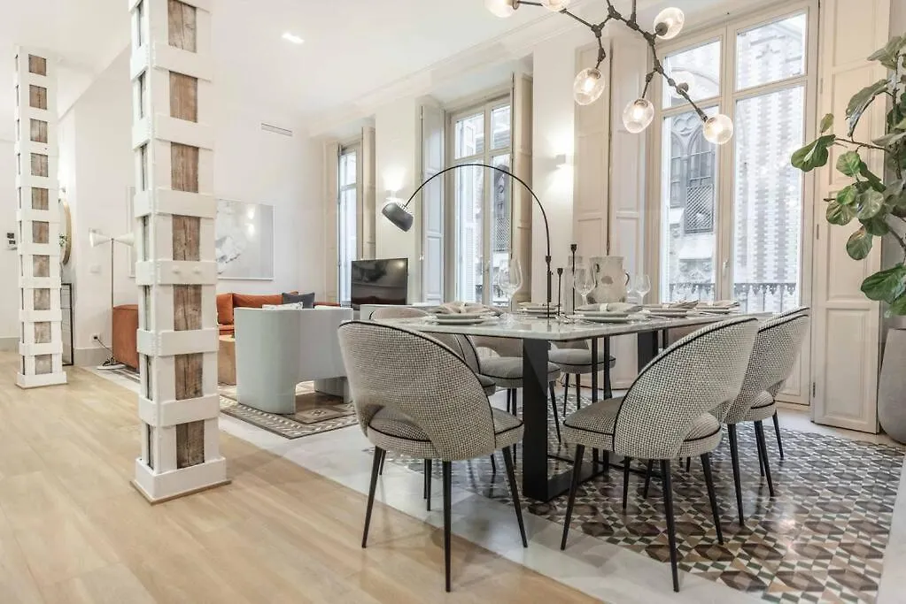 Contemporary Loft In The Historic City Center By Rems Màlaga Apartmán